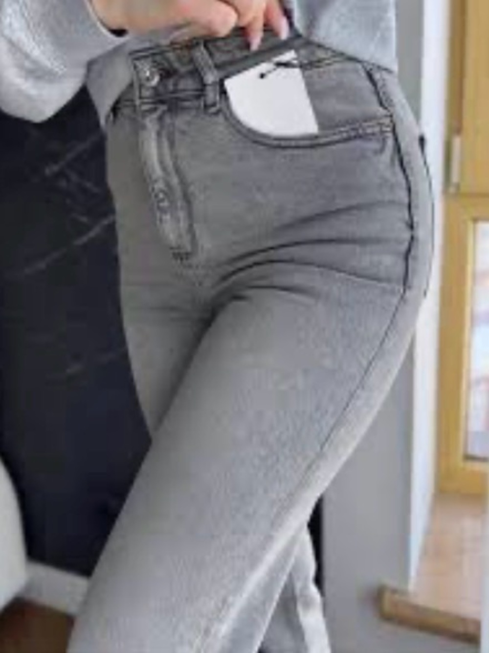 Zara High-Rise Gray Women’s Jeans - Classic Slim Fit